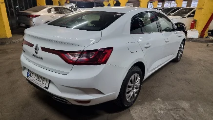 Renault Megane photo-5